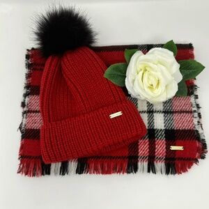 Steve Madden Pom Beanie Hat & Scarf Set ~ Christmas Red Steve Madden Beanie Hat